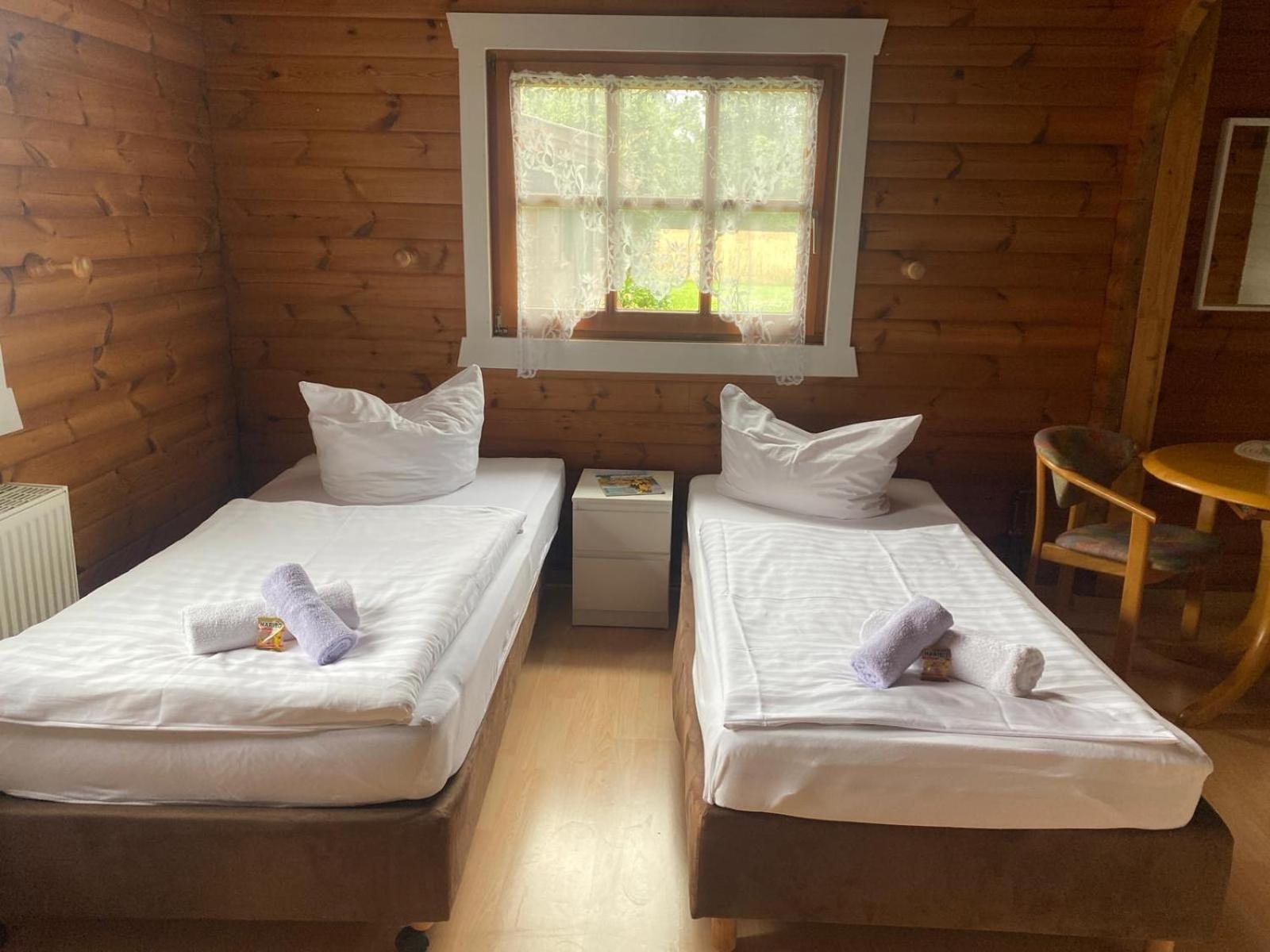 Abb Sportcenter Gaensefurth, Doppelzimmer Ohne Kueche, Standard Doppelzimmer Mit Kueche Hecklingen  Екстер'єр фото